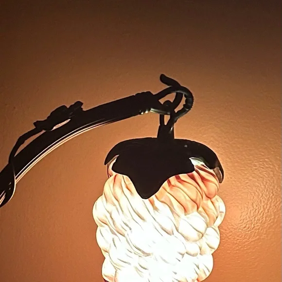 Vintage Grape Cluster Table Lamp - Picture 7 of 7